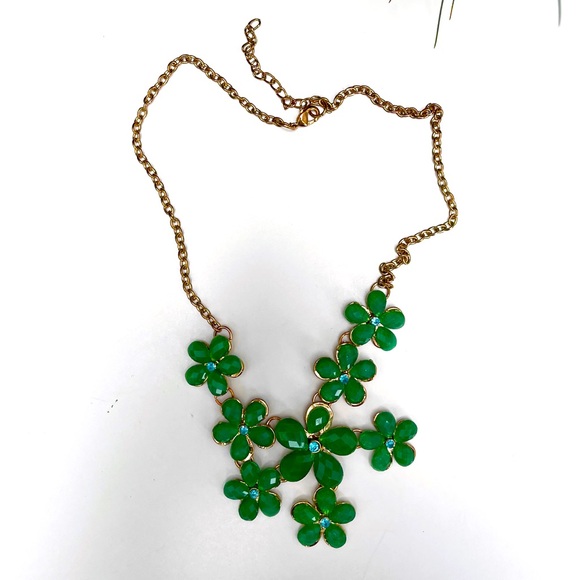 Minicci Green flower statement necklace - Picture 2 of 3